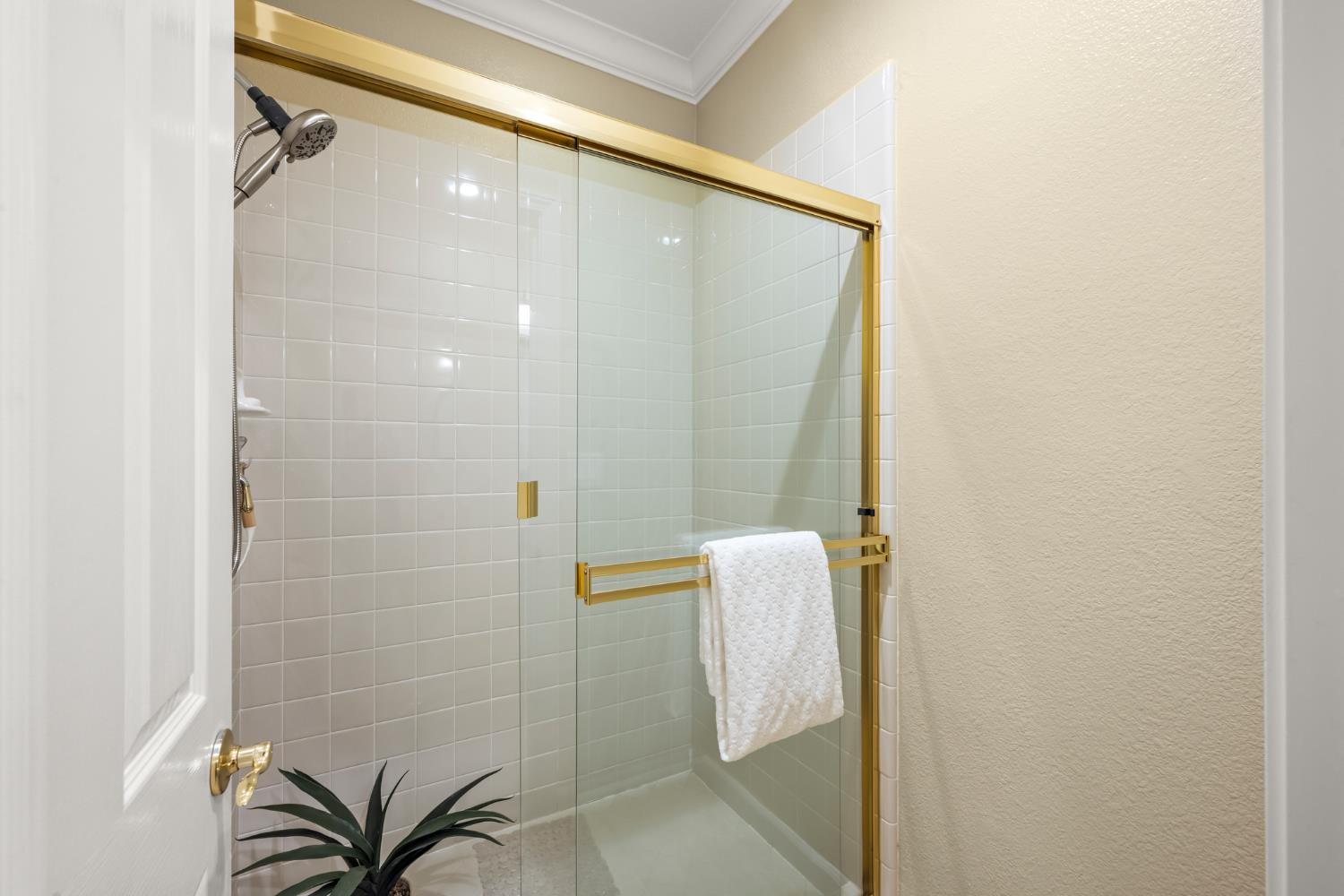 4085 Morningview Way