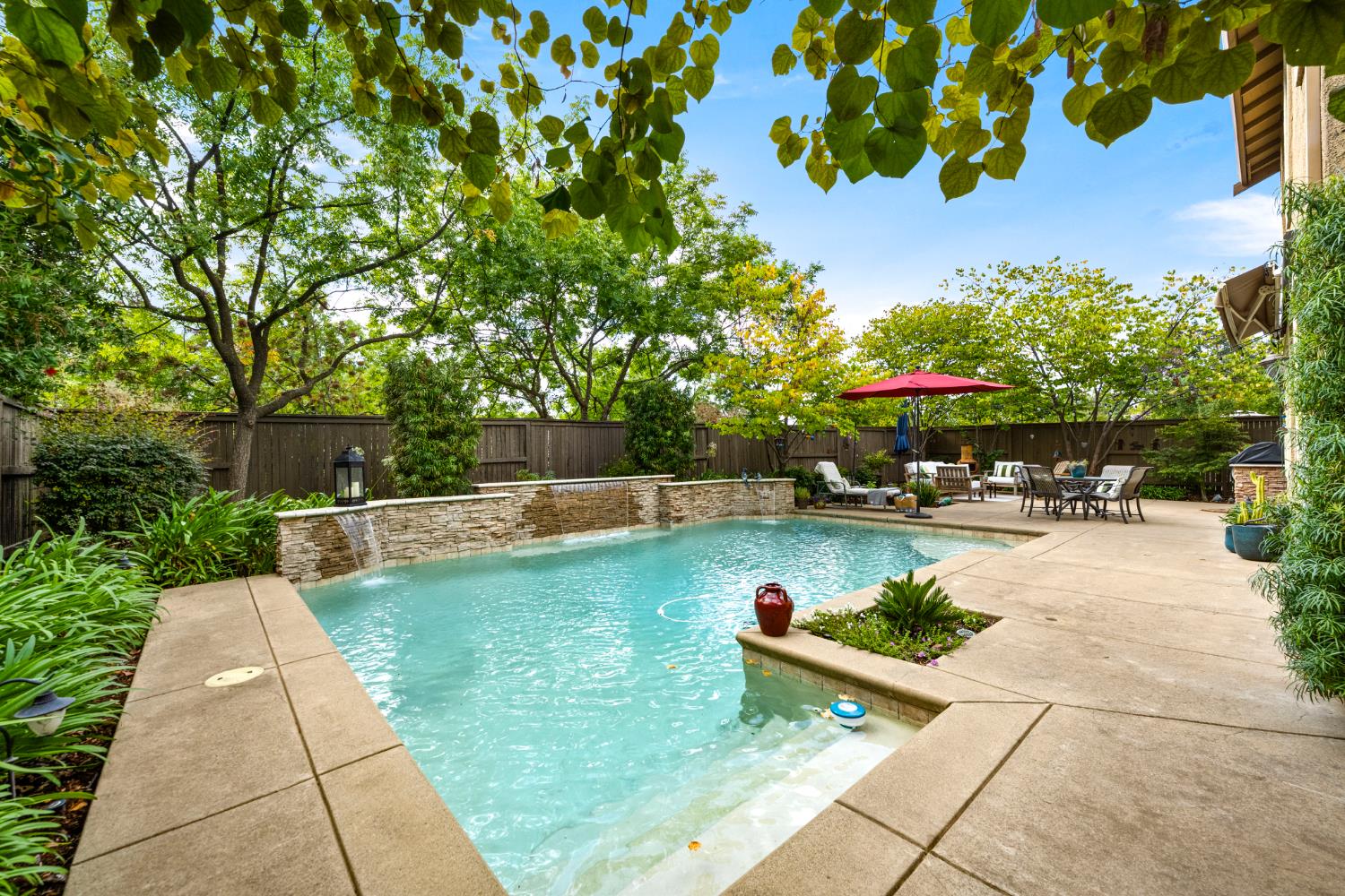 4008 Avellano Drive