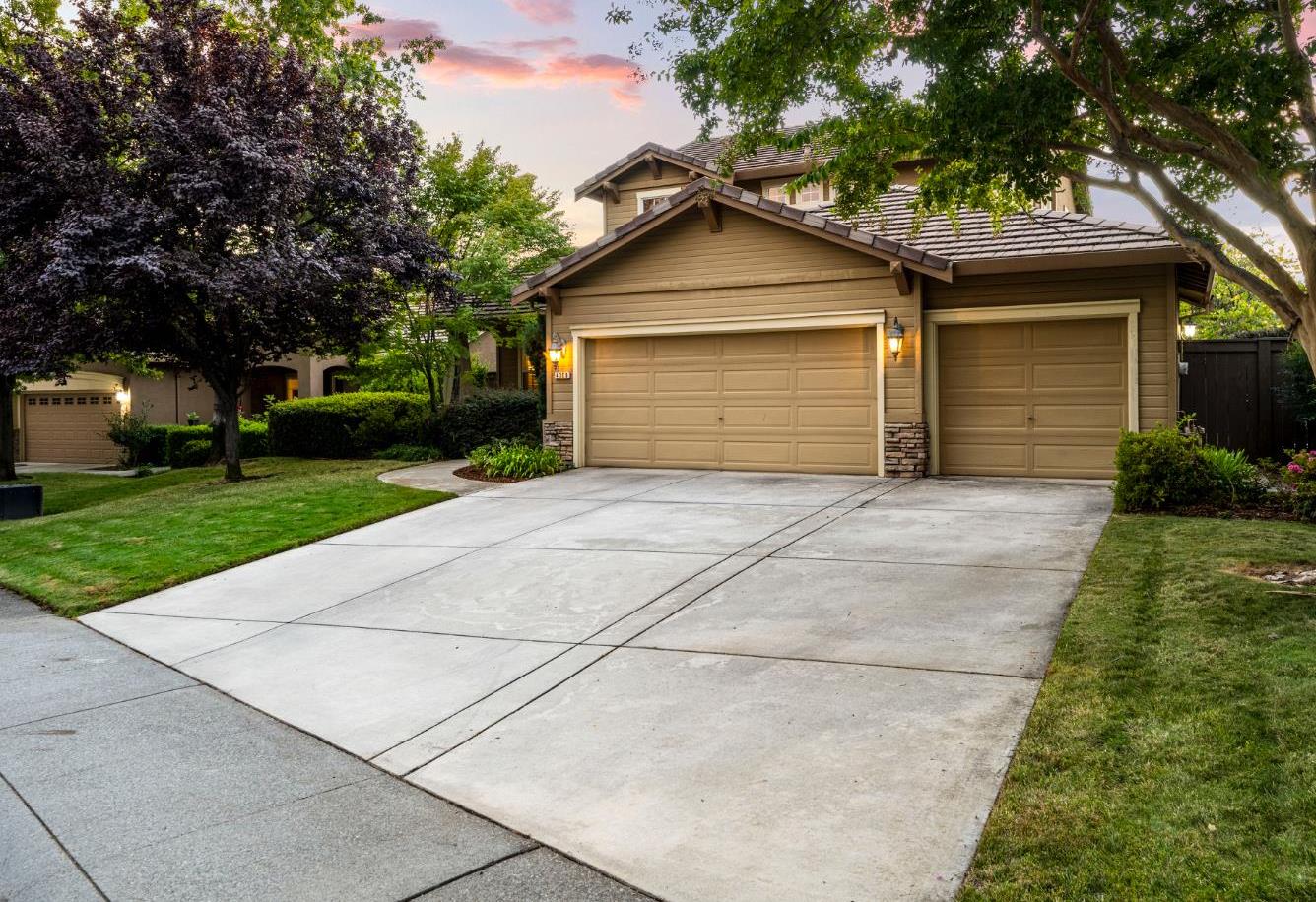 4008 Avellano Drive