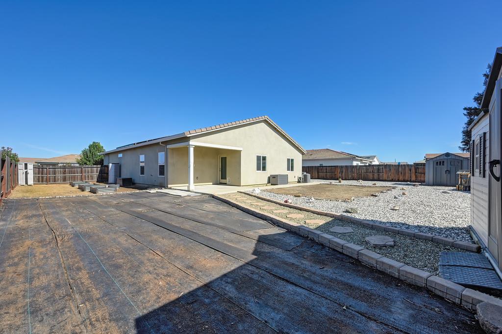 1390 Heartland Drive