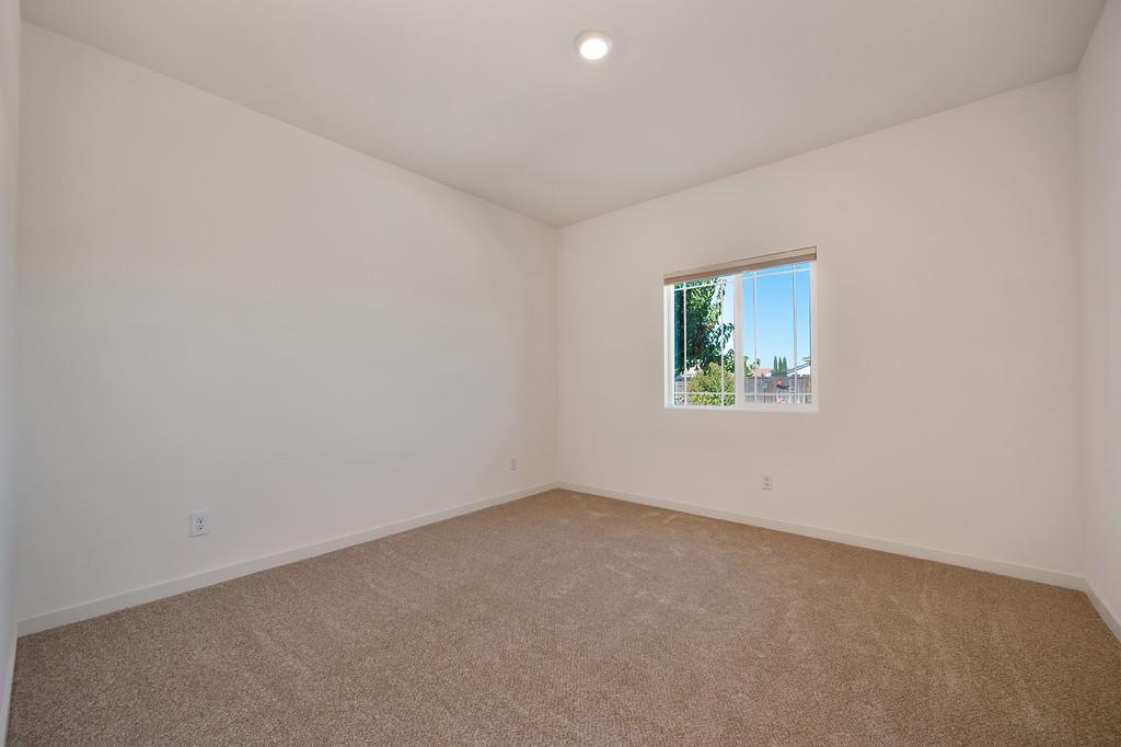 1390 Heartland Drive