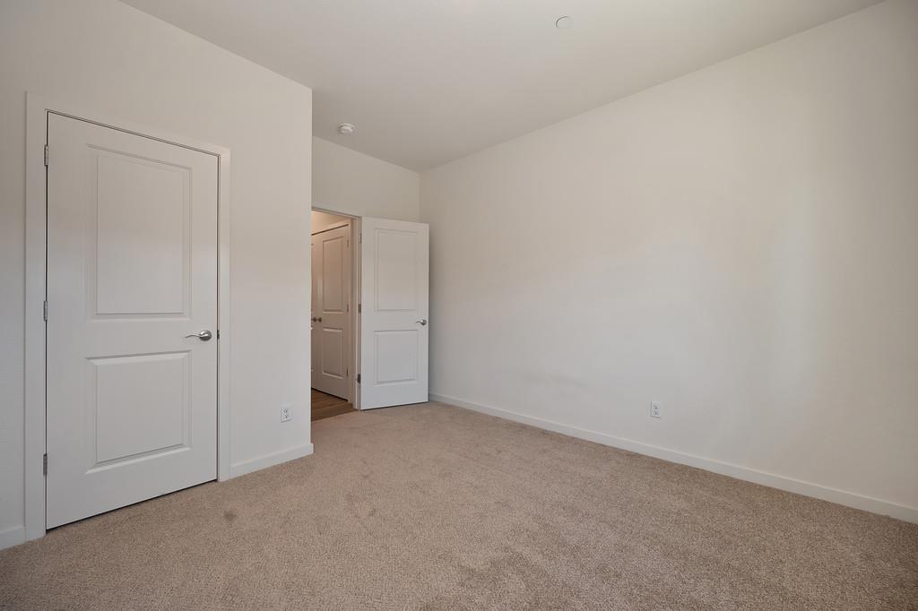 1390 Heartland Drive