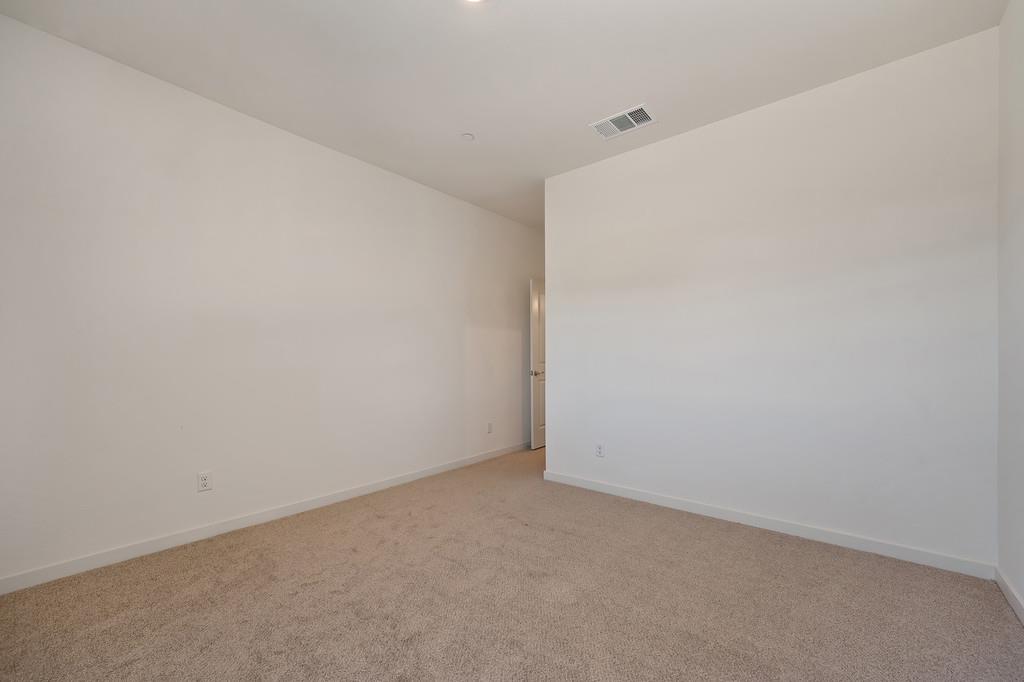 1390 Heartland Drive