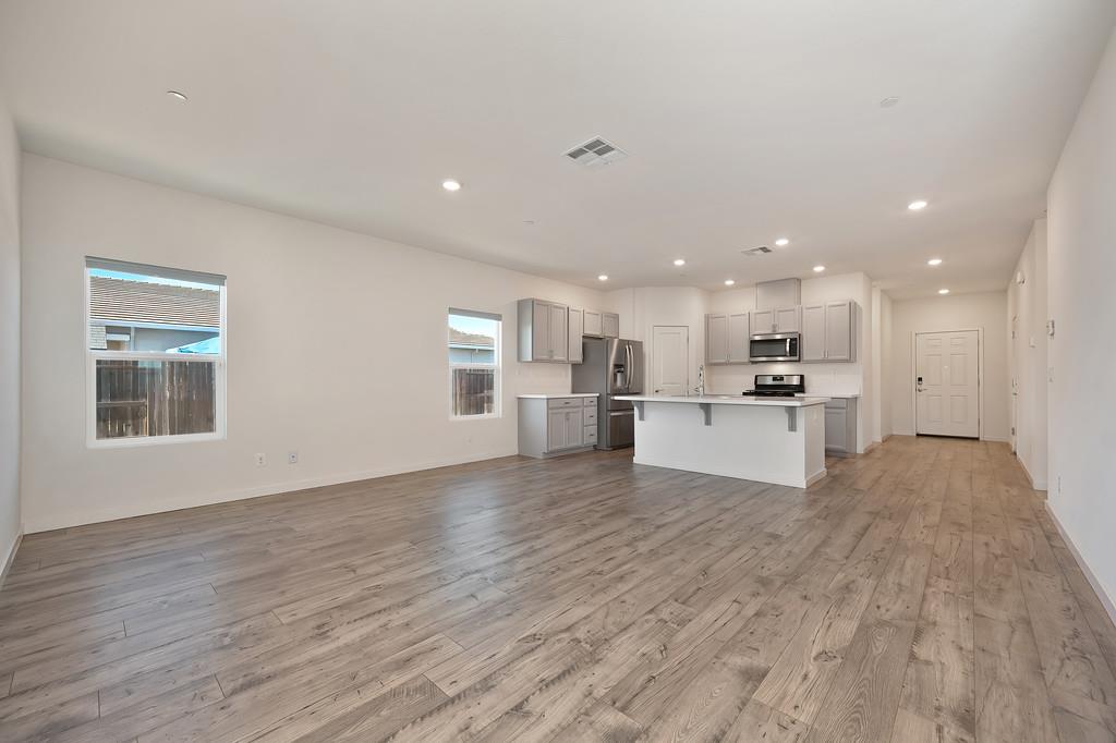 1390 Heartland Drive