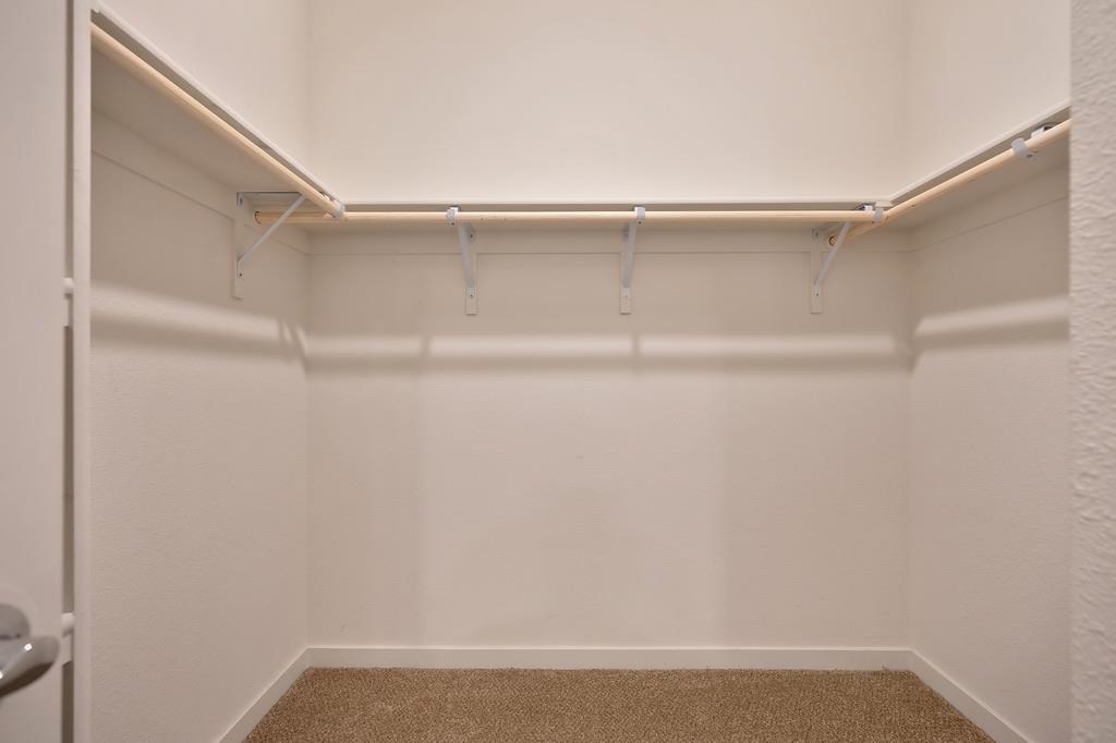 1390 Heartland Drive