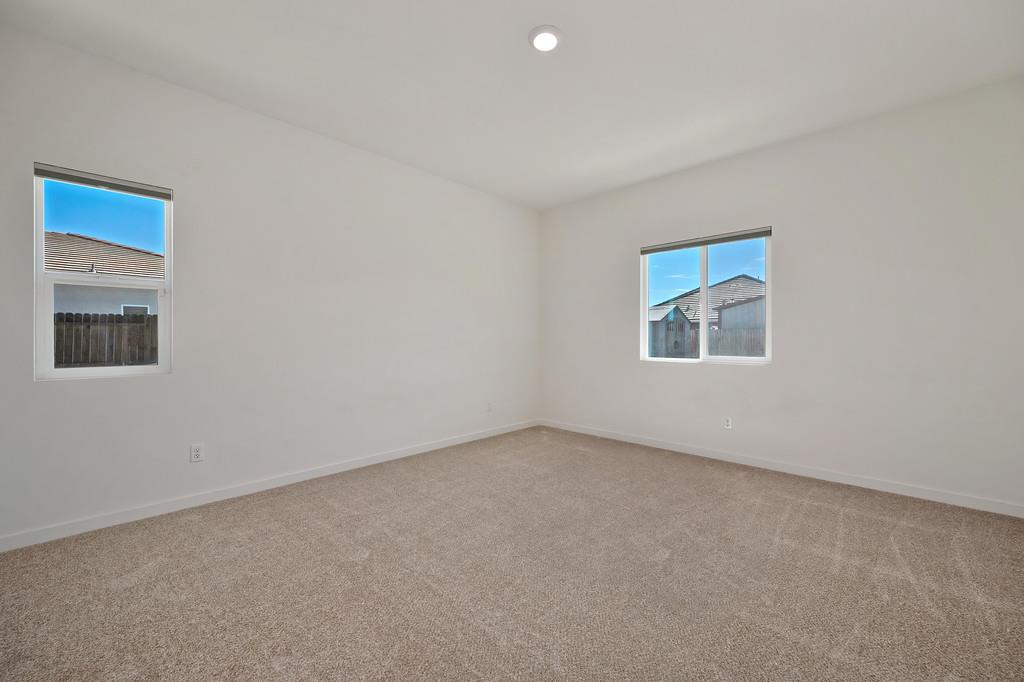 1390 Heartland Drive