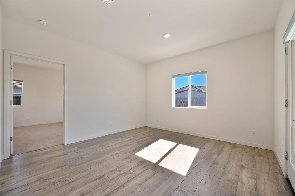 1390 Heartland Drive