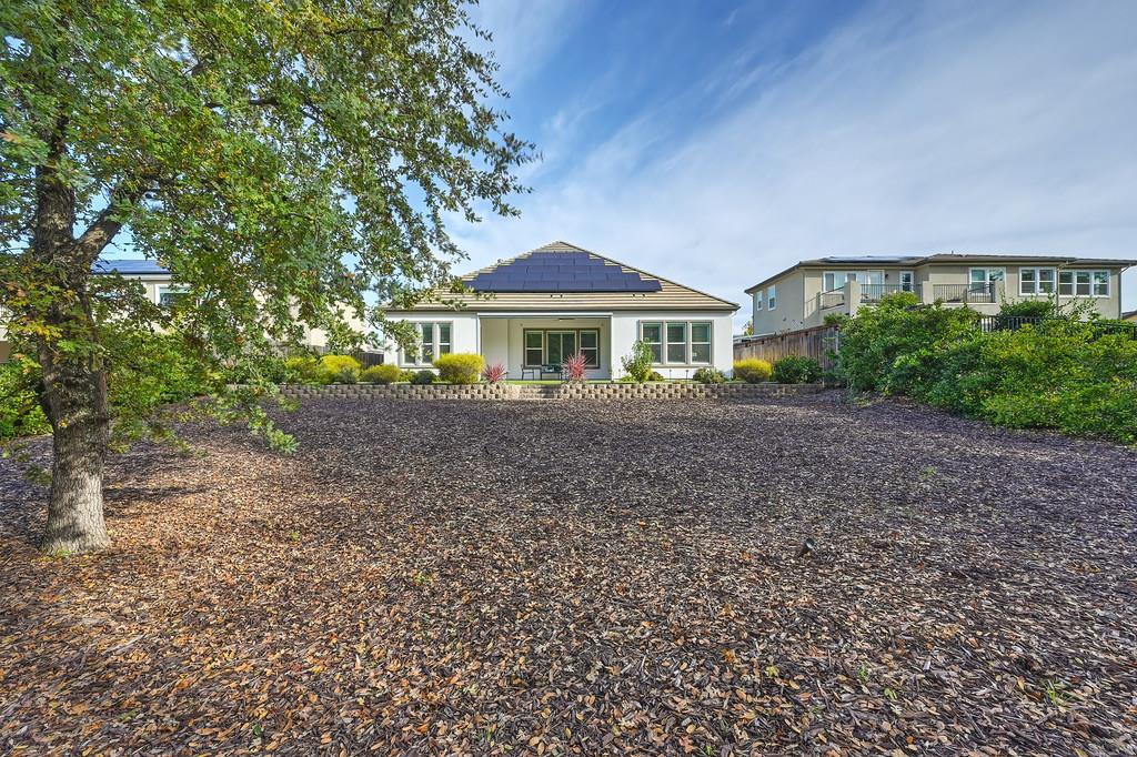 5855 Tree Swallow Circle