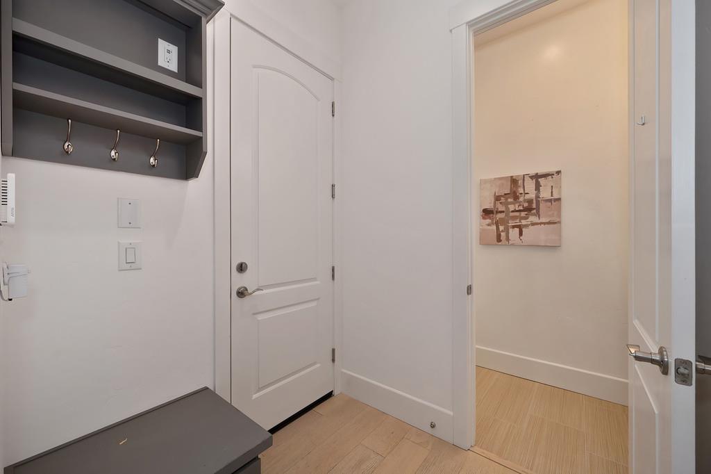 5855 Tree Swallow Circle