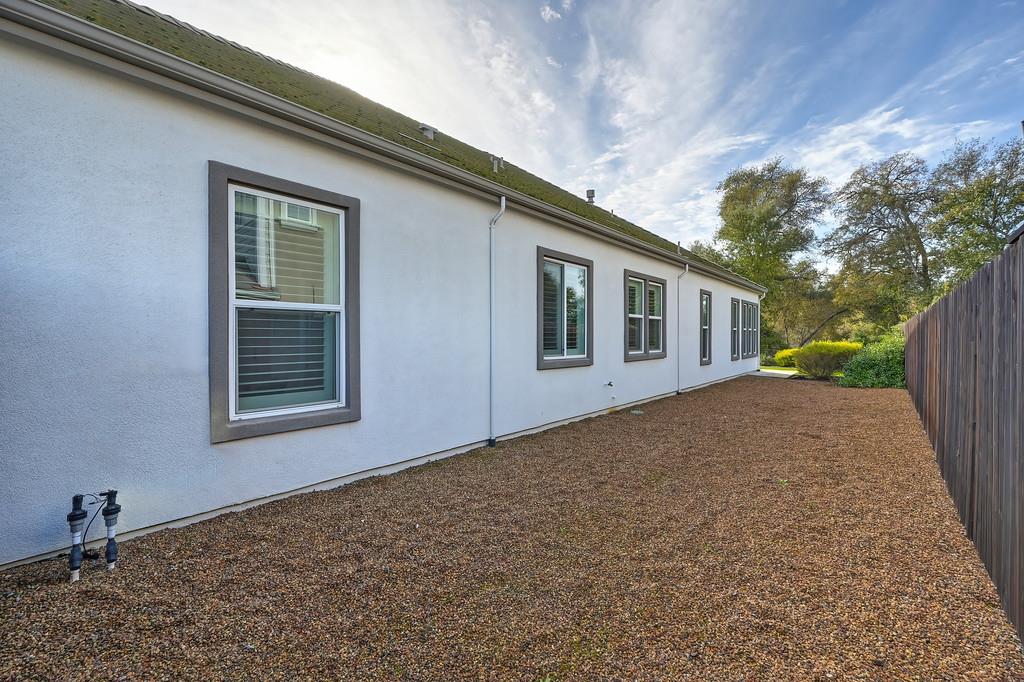 5855 Tree Swallow Circle