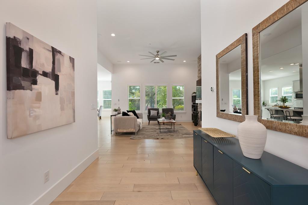 5855 Tree Swallow Circle