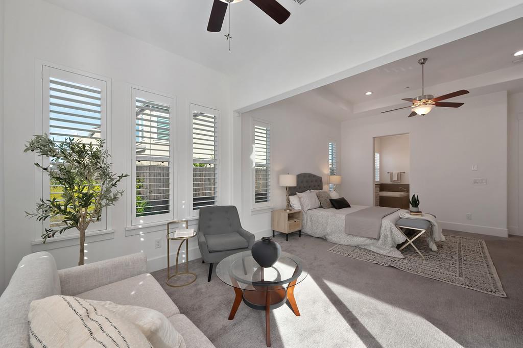 5855 Tree Swallow Circle