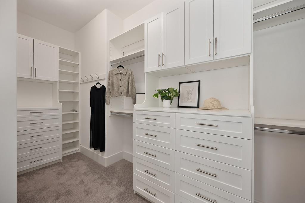 5855 Tree Swallow Circle