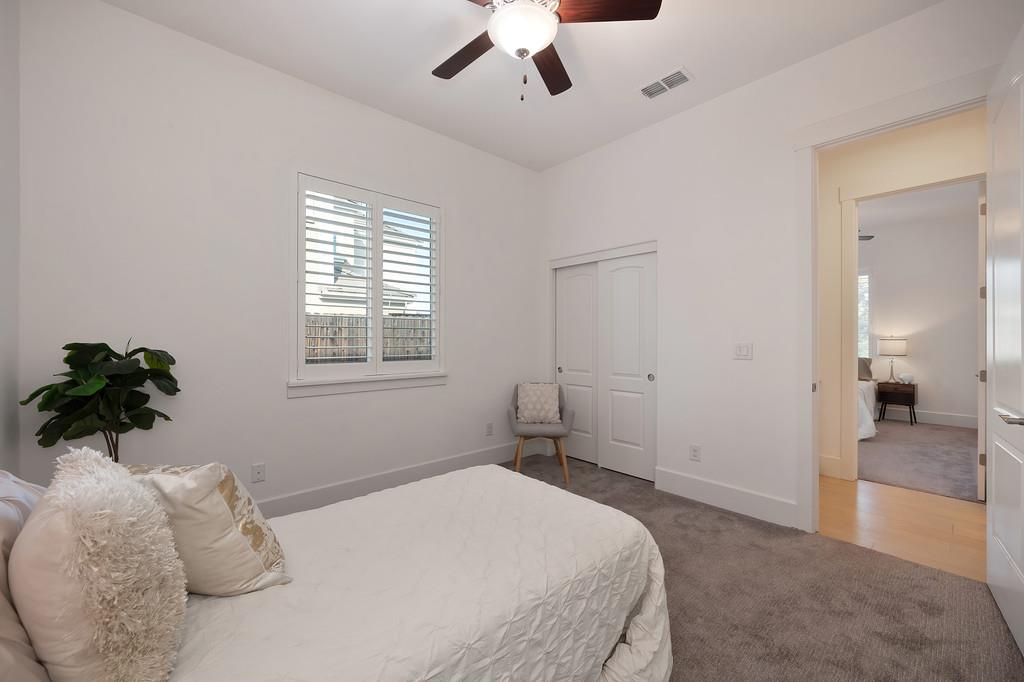 5855 Tree Swallow Circle