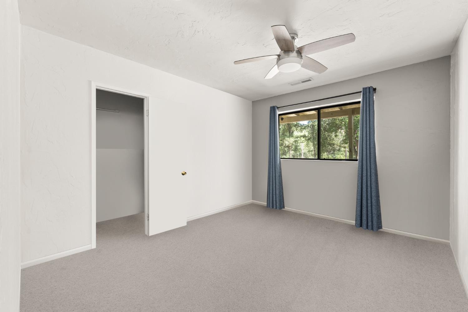 2162 Painted Pony Road