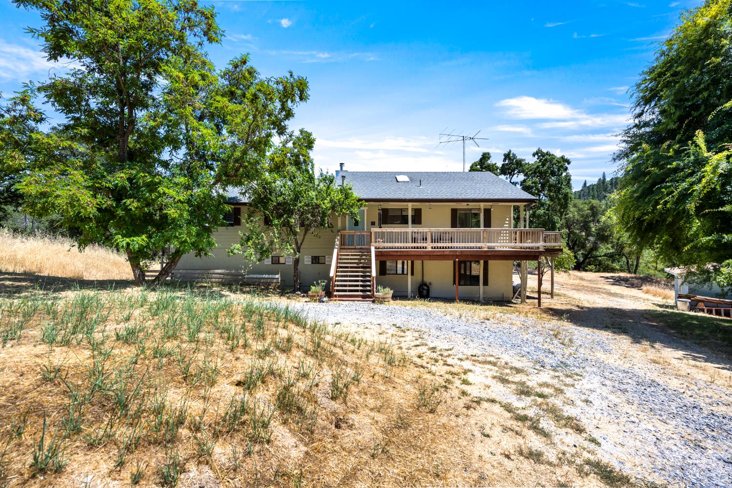 2162 Painted Pony Road