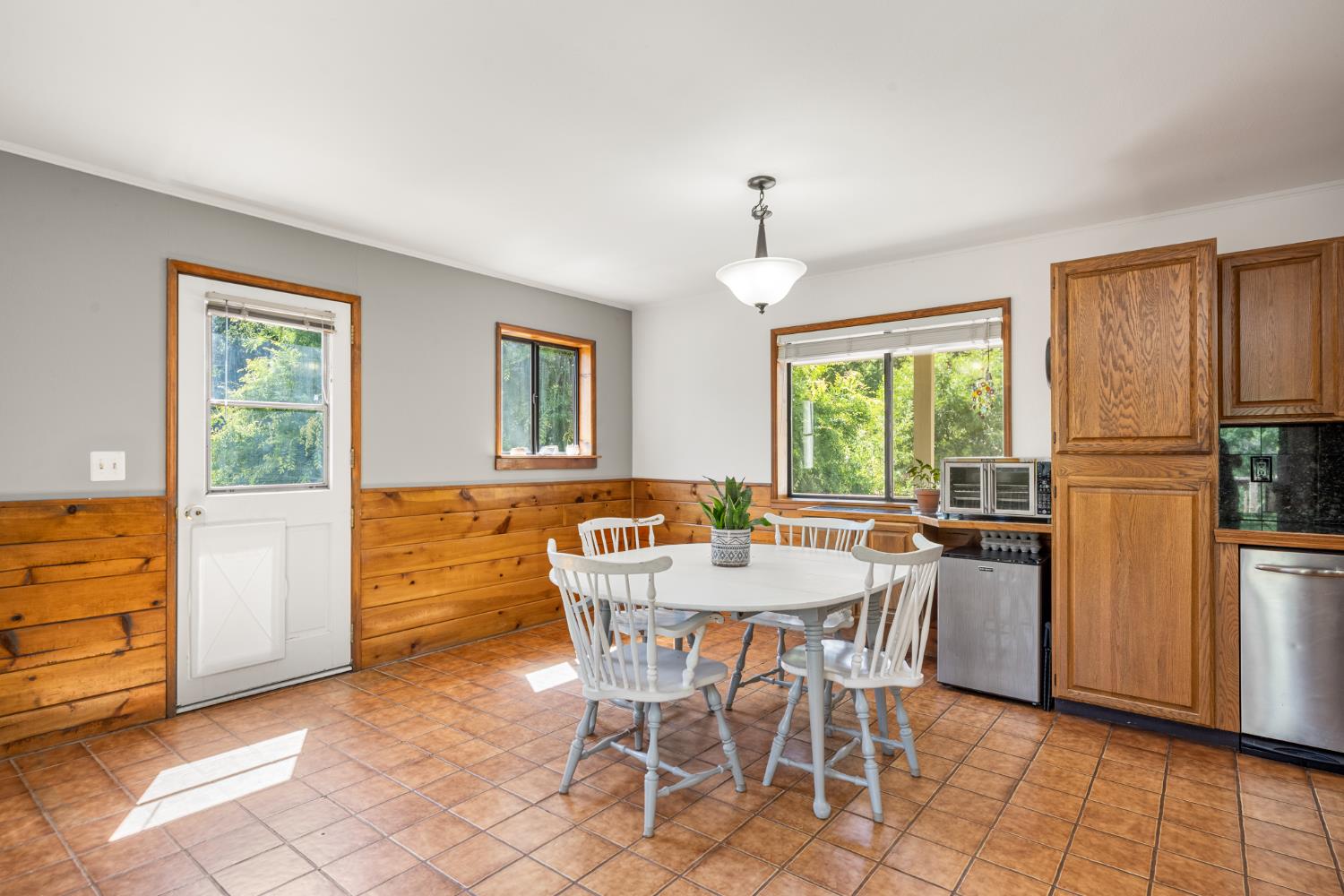 2162 Painted Pony Road