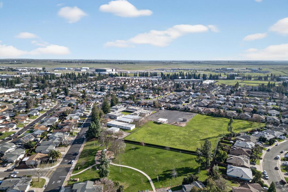 10185 Countryside Way