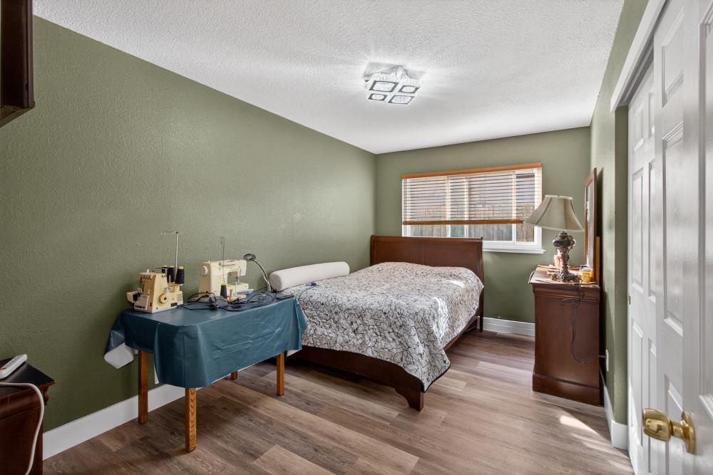 10185 Countryside Way