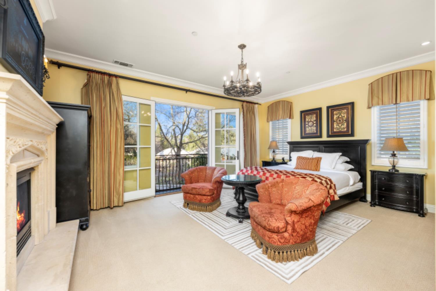 1210 Arden Hills Lane