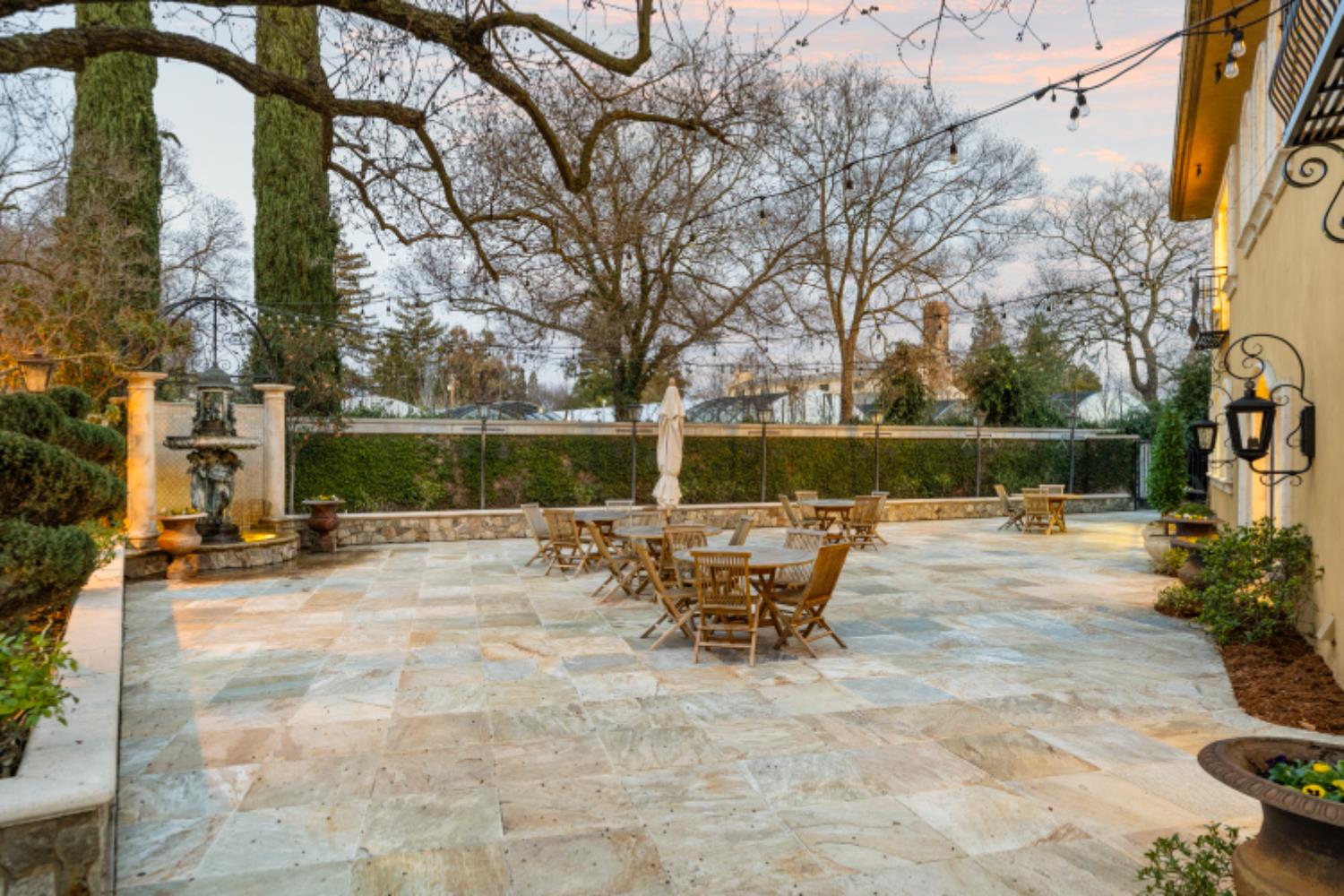 1210 Arden Hills Lane