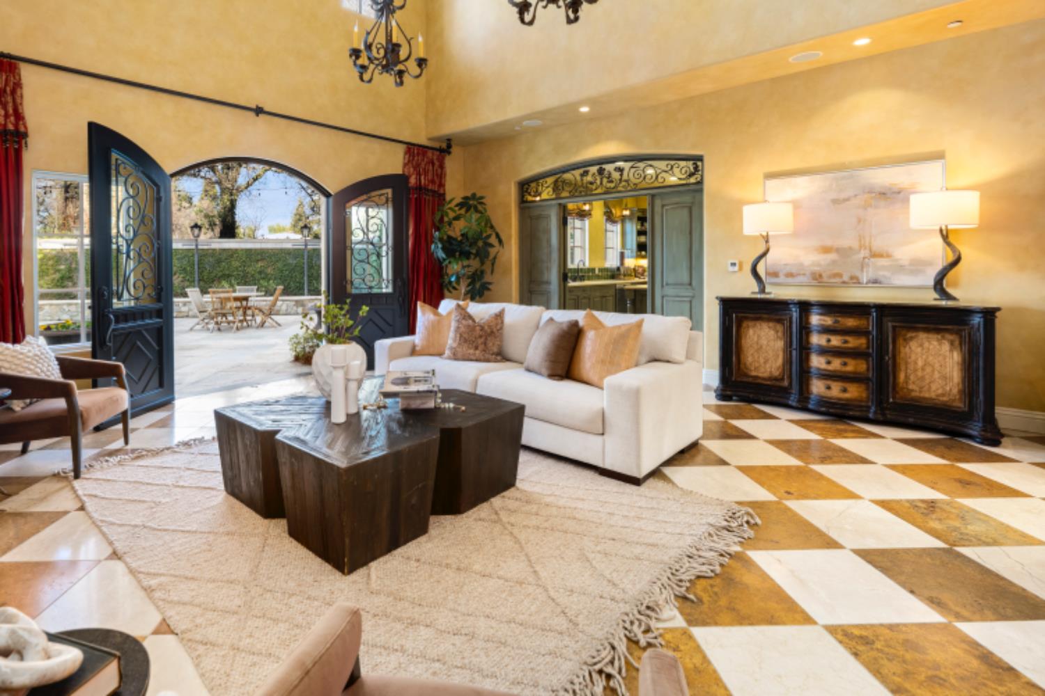 1210 Arden Hills Lane