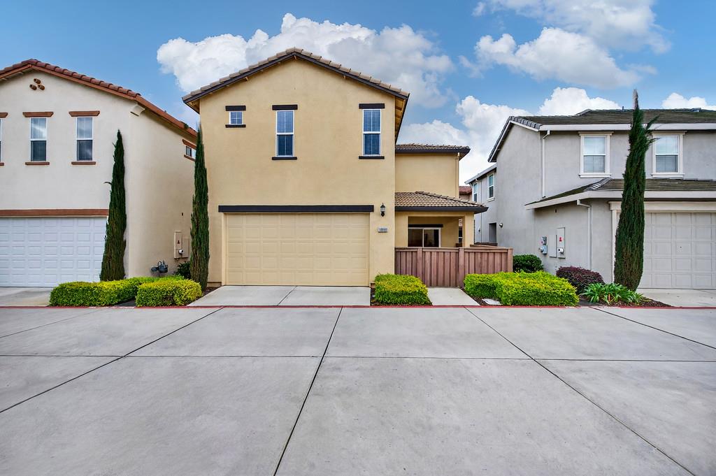 10853 Portico Circle