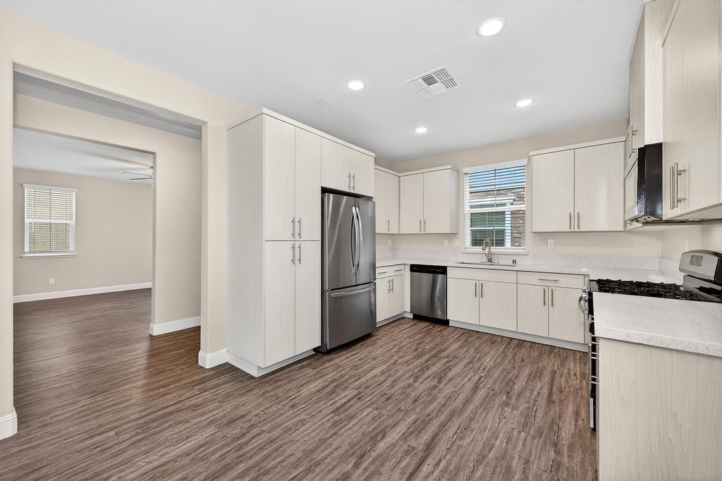 10853 Portico Circle