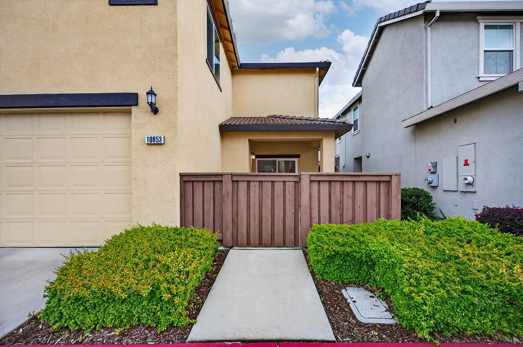 10853 Portico Circle