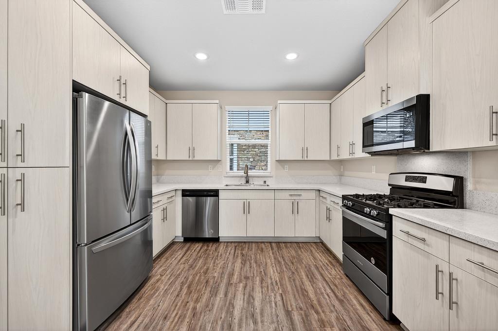 10853 Portico Circle