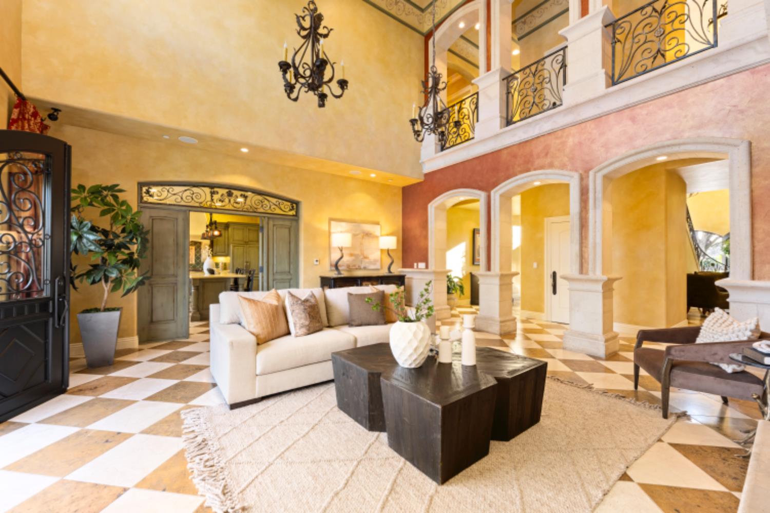 1210 Arden Hills Lane