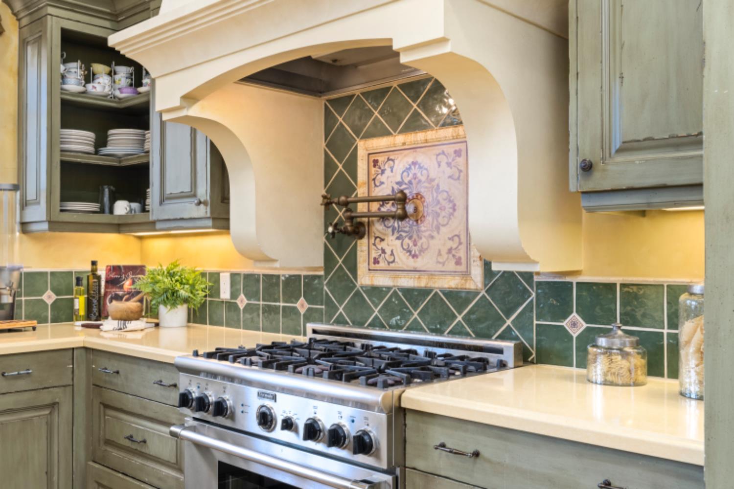 1210 Arden Hills Lane