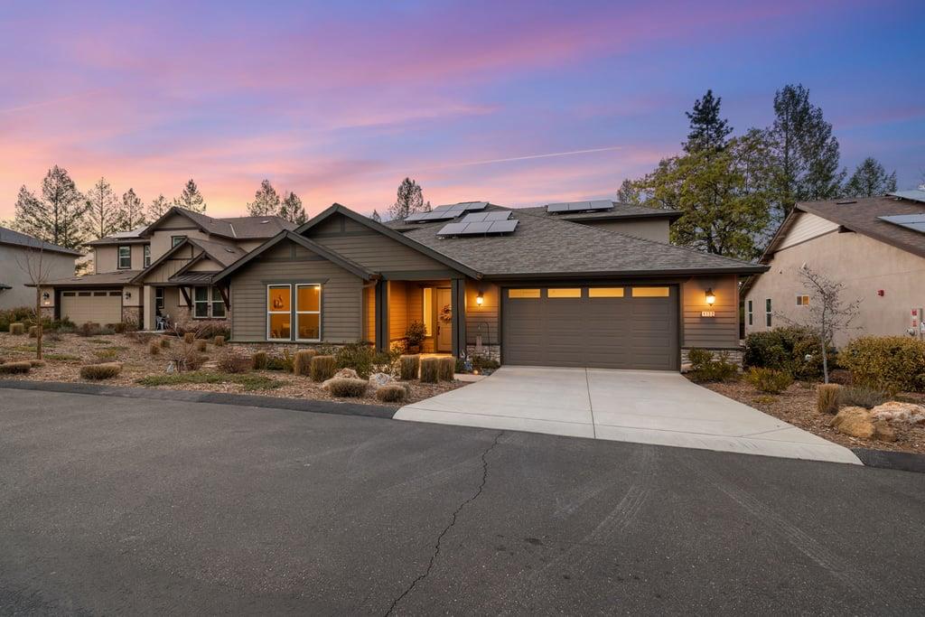 1132 Sierra Oaks Drive