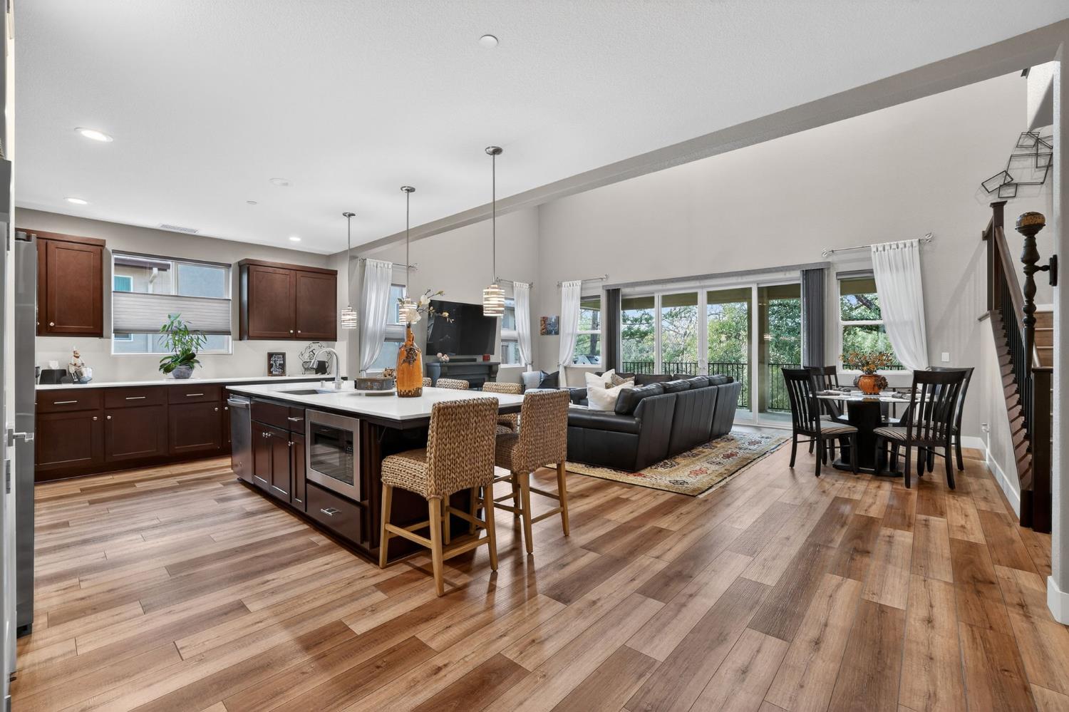 1132 Sierra Oaks Drive