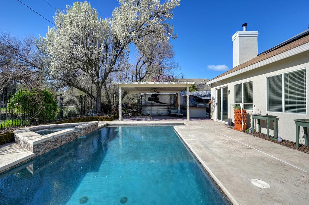 5363 Brookfield Circle