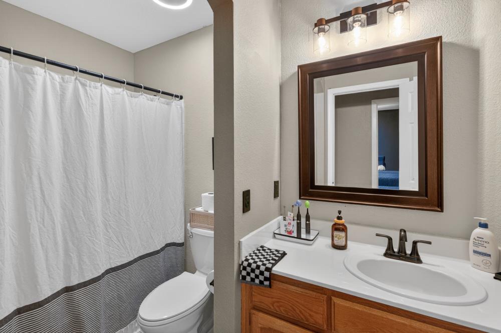 9158 Eastpointe Court