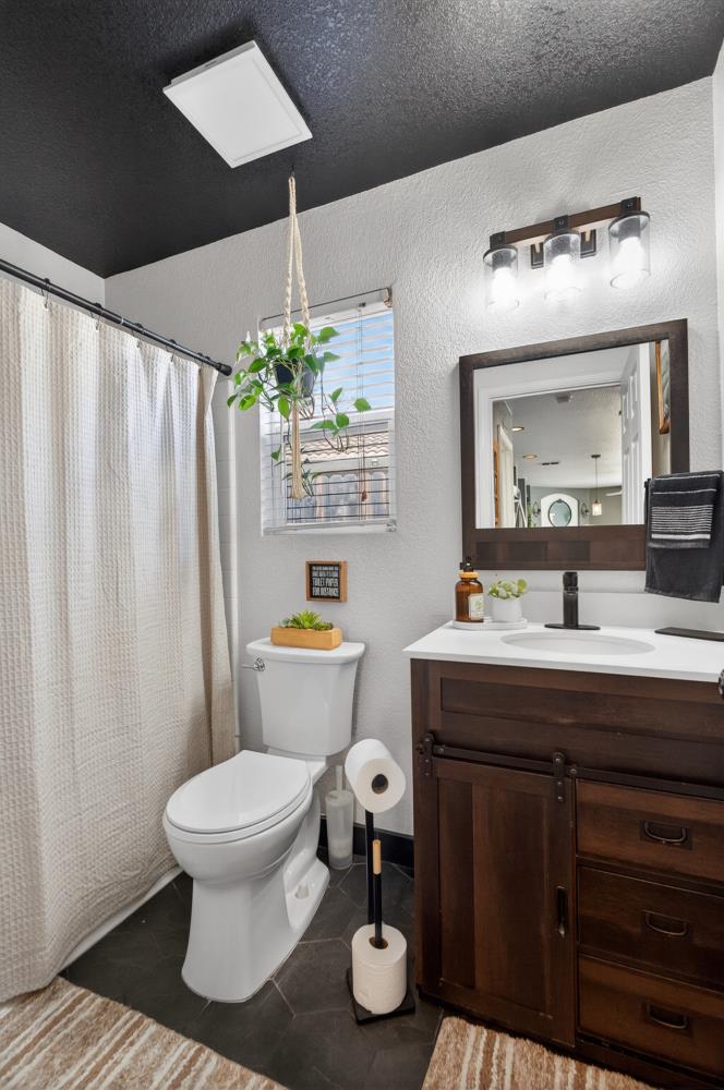 9158 Eastpointe Court