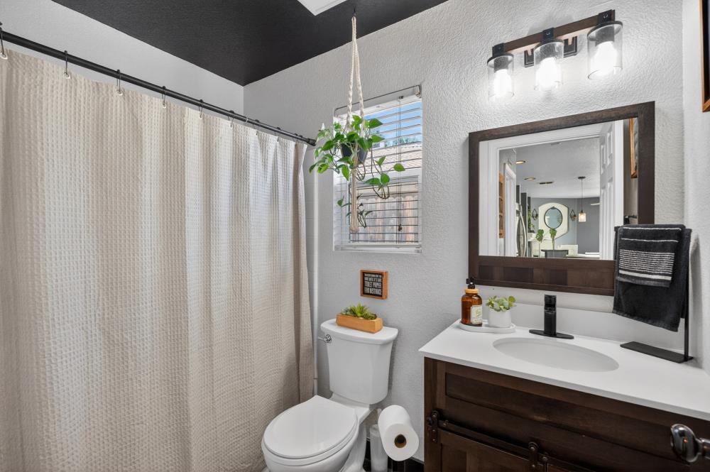 9158 Eastpointe Court