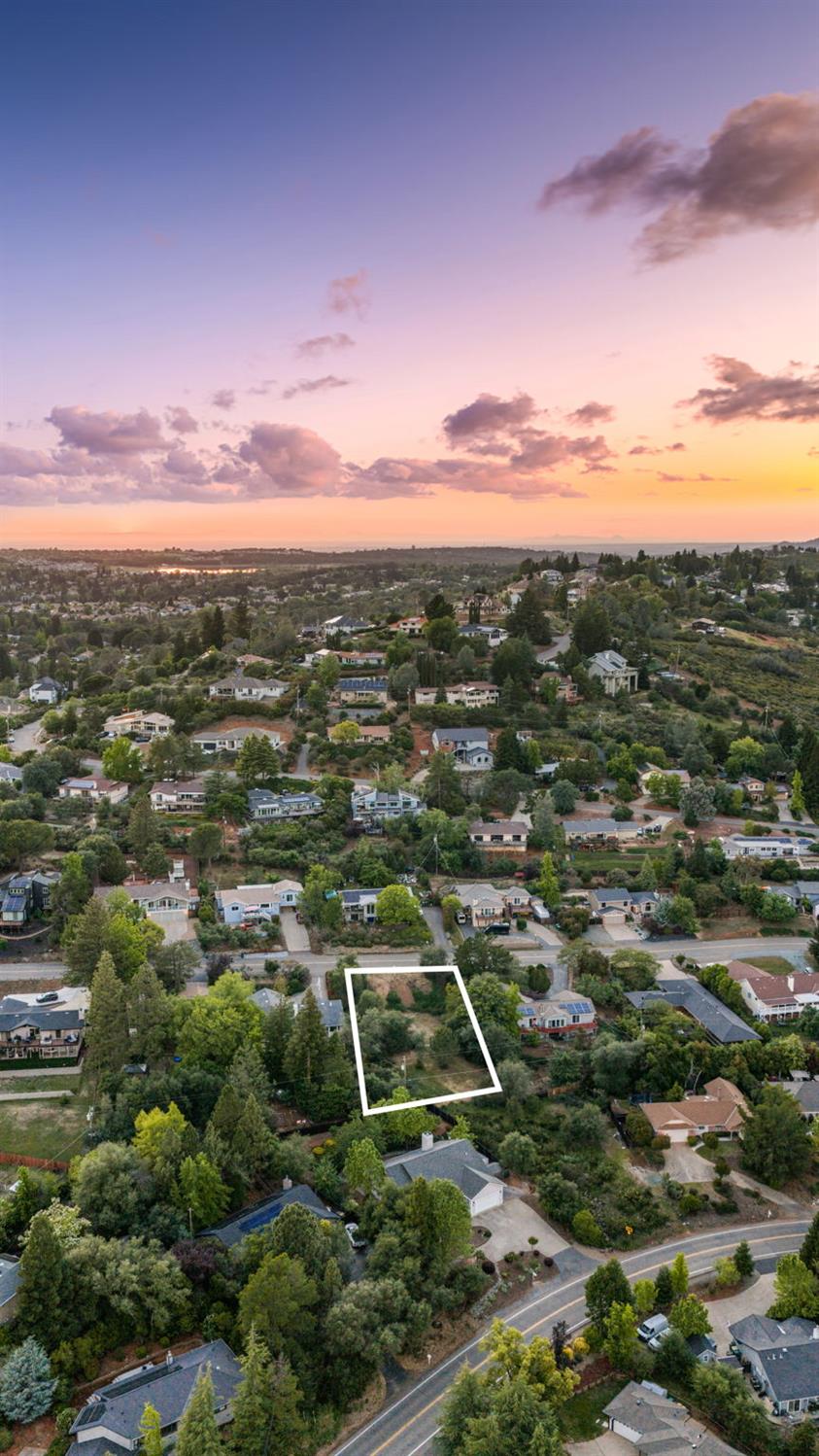 3044 Knollwood Drive