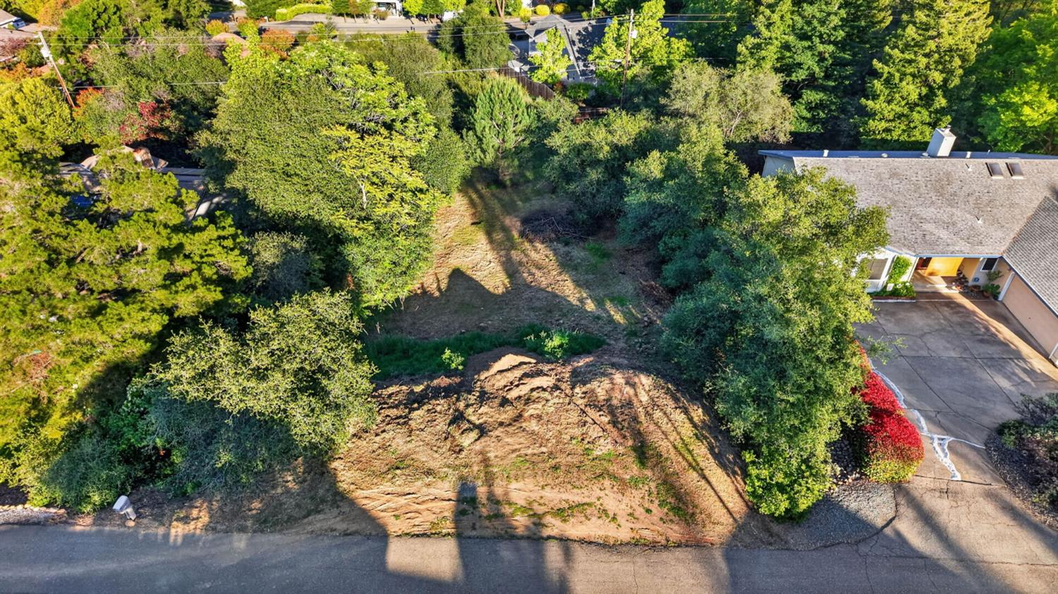 3044 Knollwood Drive