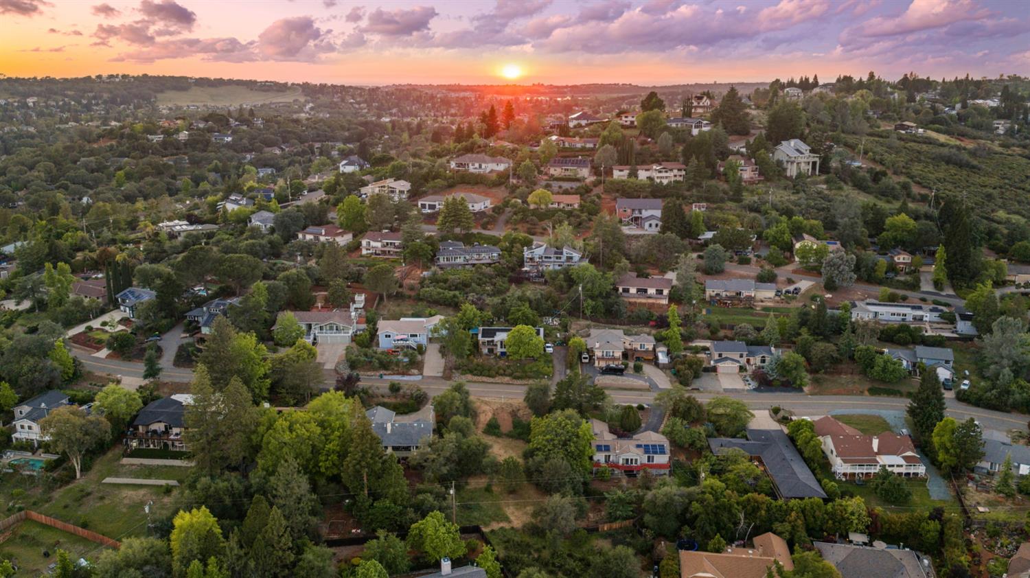 3044 Knollwood Drive