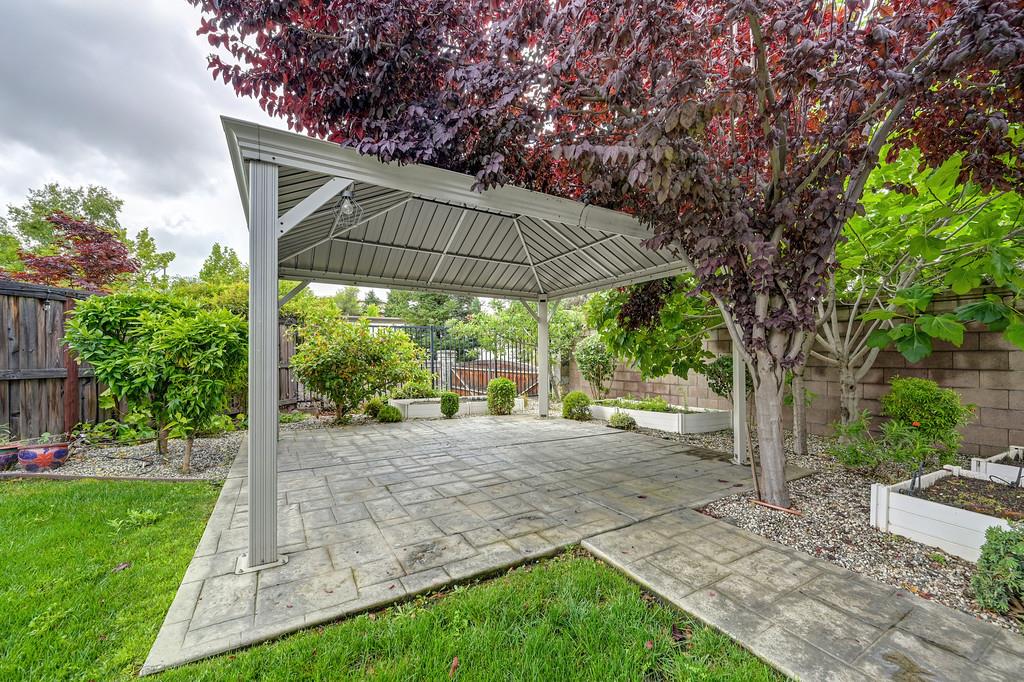 6130 Mehrten Circle