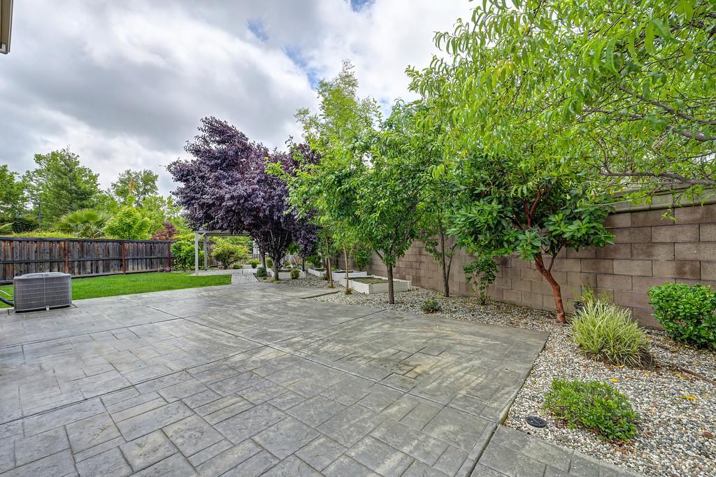6130 Mehrten Circle