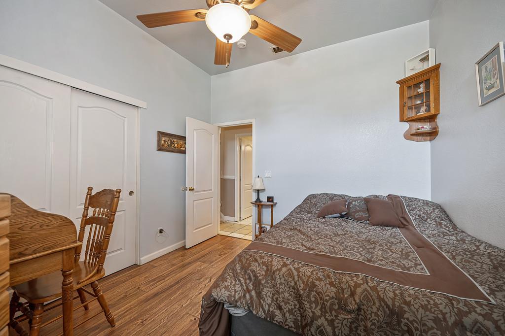 8311 Oakwood Hills Circle