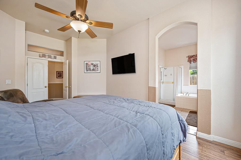 8311 Oakwood Hills Circle