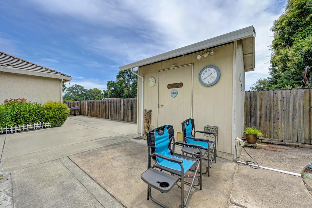 8311 Oakwood Hills Circle