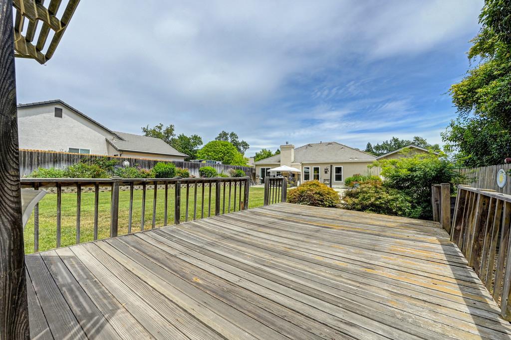 8311 Oakwood Hills Circle