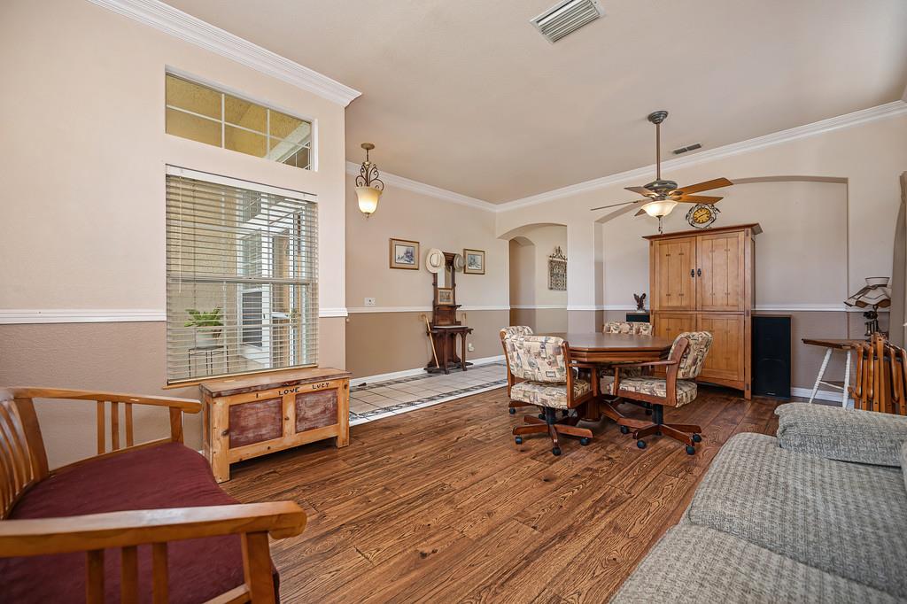 8311 Oakwood Hills Circle
