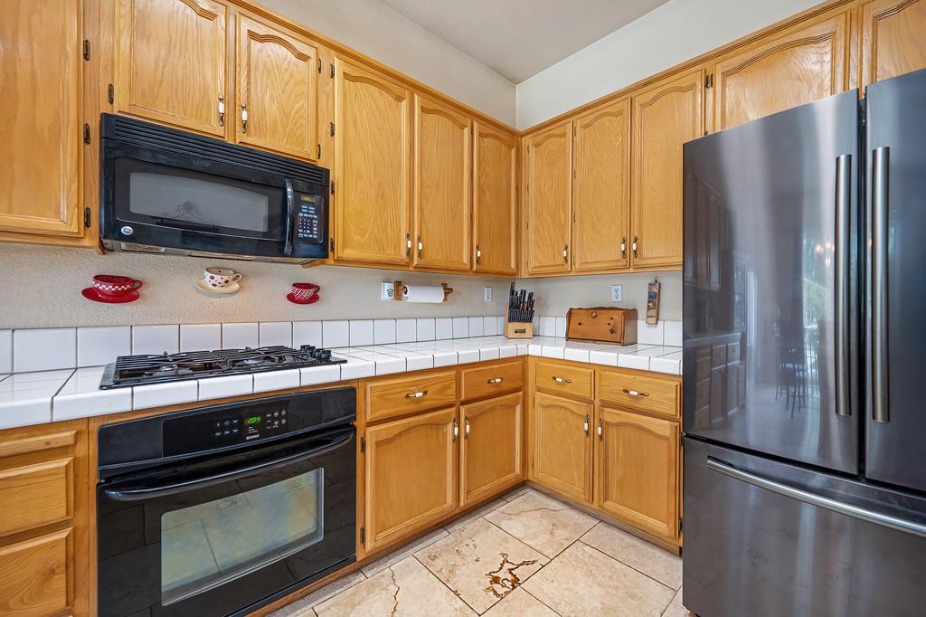 8311 Oakwood Hills Circle