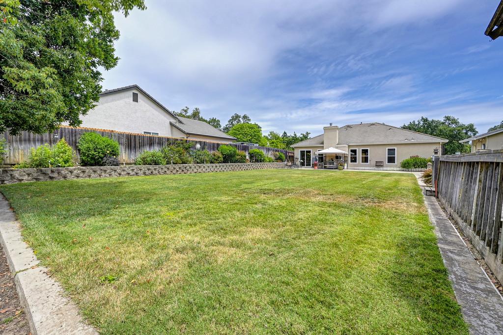 8311 Oakwood Hills Circle
